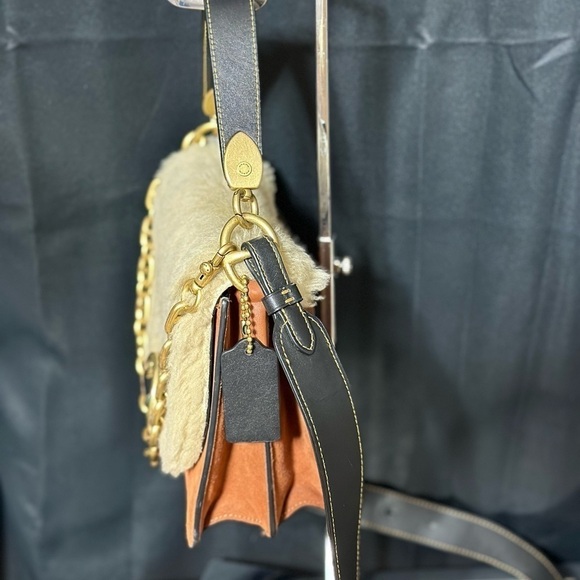 COACH Beat Brown/Brass Shoulder Bag In Suede Leather and Shearling - Picture 2 of 9